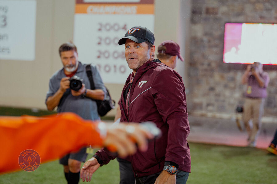 Pryme-Time Win over BC under the lights of Lane